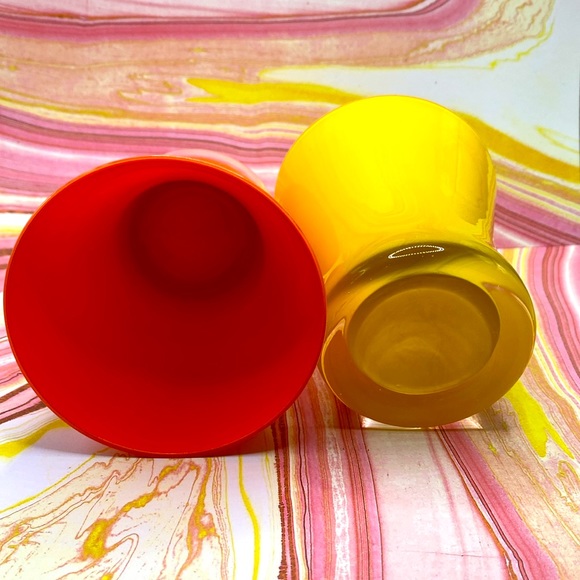 Retro Set Of 2 - 4” Short Hand Blown Solid Bright Glass Tumblers - Picture 6 of 6